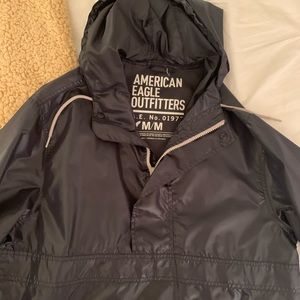 American Eagle Windbreaker/Rain Coat MEDIUM